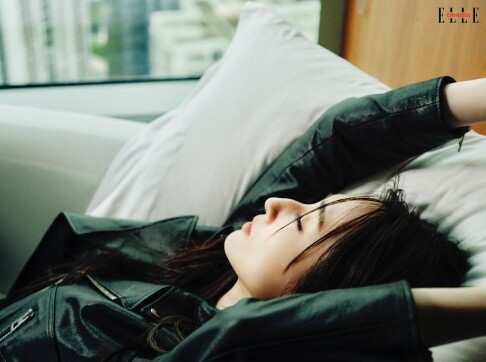 【ELLE Cinema】專訪柯佳嬿：每個角色，都有一點自己的特質。