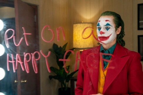 《JOKER小丑》首映一致讚好！Joaquin Phoenix神還原，比Heath Ledger更勝一籌？