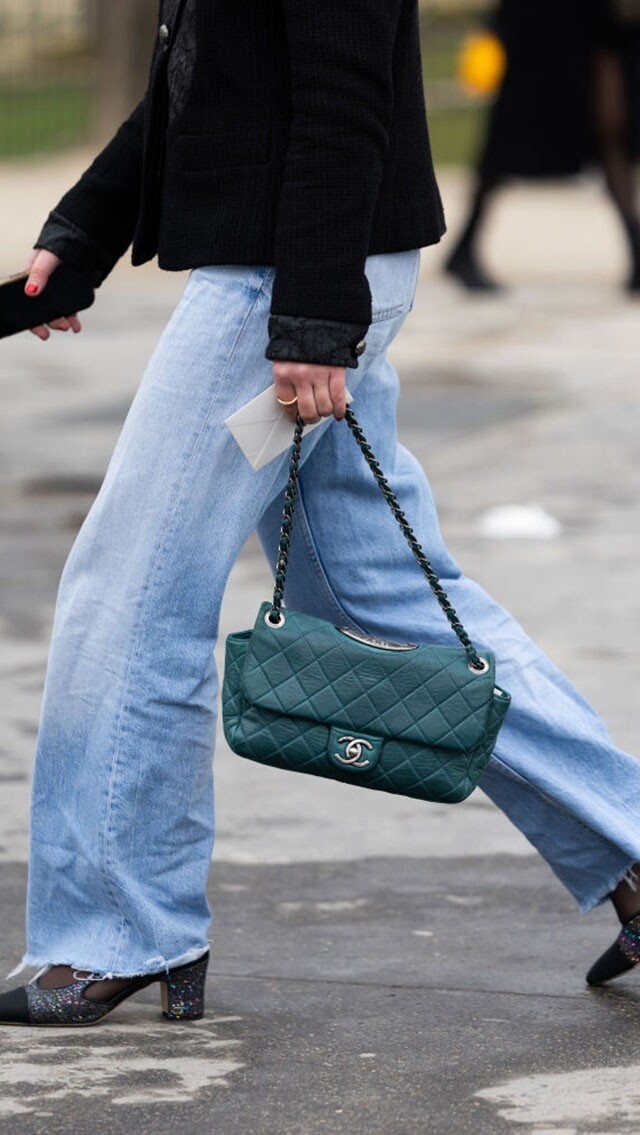 How to wash and dry jeans