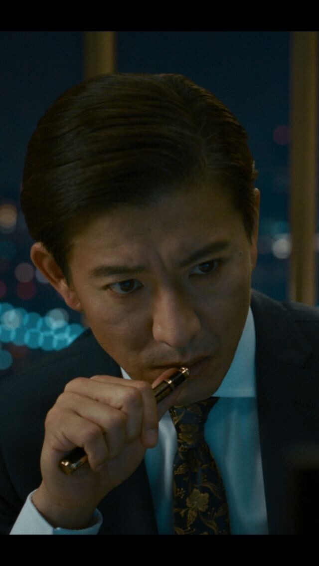 群THE SWARM