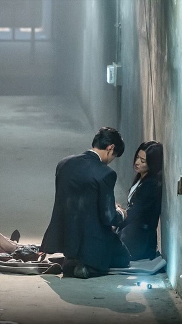全智賢+姜棟元首度合作！《暴風圈》間諜愛情劇情好看嗎？