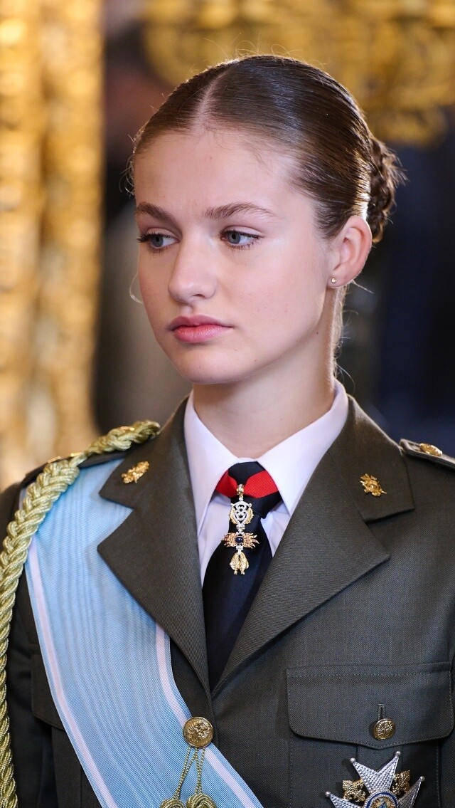 西班牙Leonor公主入伍服役！認識這位不讓鬚眉的18歲最美準三軍總司令