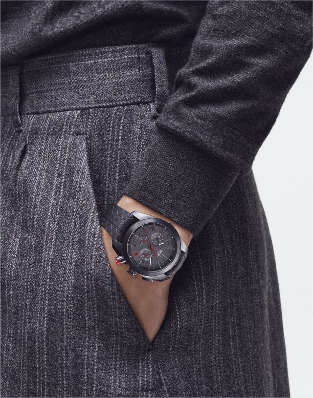 致敬優雅灰調！率先看Dior Chiffre Rouge系列腕錶新作