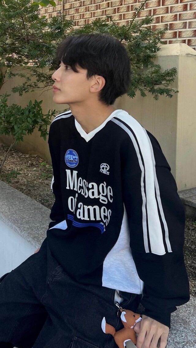 Seventeen Yoon Jeong Han style