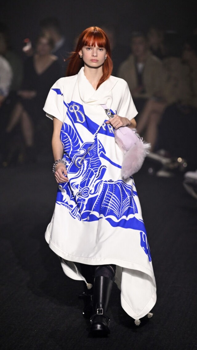 Burberry 2023 FW runway collection