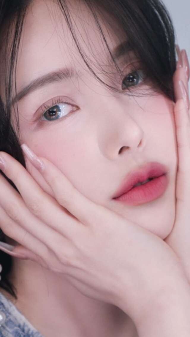 雙眼皮貼推薦2025！單眼皮內雙眼皮貼怎選？8款網狀雙面單面隱形雙眼皮貼推薦！