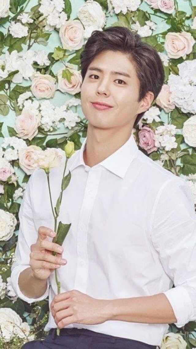 hk10-bogum-kpop-boy-flower-smile-asian-wallpaper