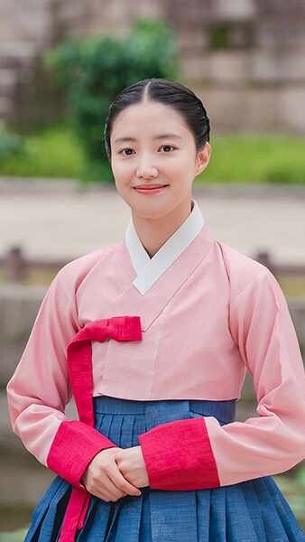 《衣袖紅鑲邊》李世榮清秀標緻從小美到大｜小今英長大了愛中性打扮！