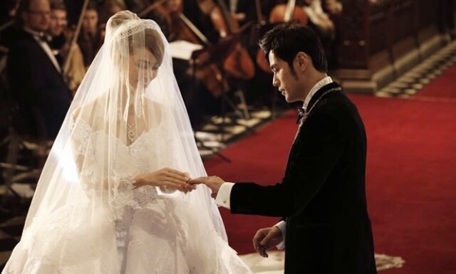 明星, 昆凌, 婚禮, 結婚, 婚姻, 名人明星, 婚紗, 鑽石, 珠寶首飾, Chaumet, 高圓圓, 徐若瑄, 林依晨, 周迅