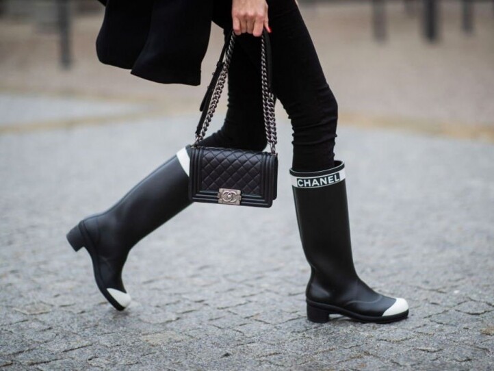 2025名牌及中價防水雨靴推薦！LV、Bottega Veneta、Burberry等12款防水雨靴必入手
