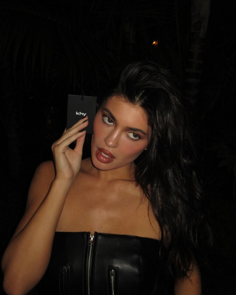 26歲流量及話題女王Kylie Jenner再創個人時裝品牌Khy！成為名媛界最有商業頭腦的女強人！