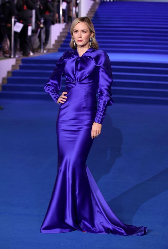 拿捏各種角色及風格的Emily Blunt！她的穿搭演變史！