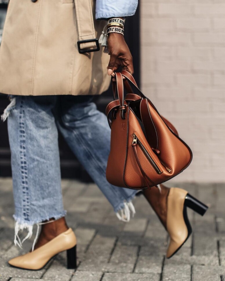 Loewe的創意掌舵人Jonathan Anderson確認離任，盤點品牌經典手袋！
