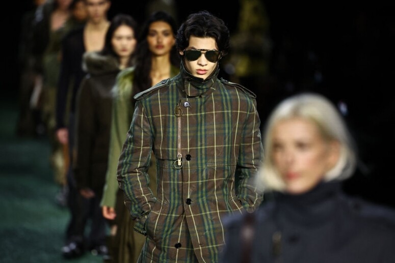 【2024秋冬倫敦時裝周】一文解構Burberry、JW Anderson、Simone Rocha等春夏系列重點！