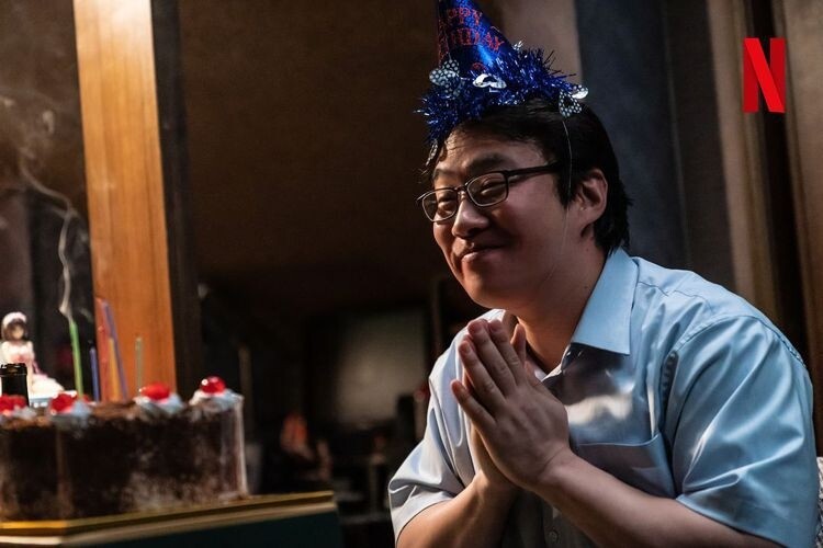 增肥十磅、化禿頭妝！安宰弘由男一神還原《假面女郎》