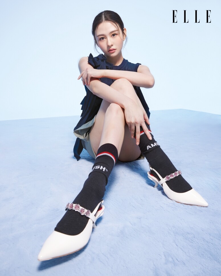 【ELLE Accessories封面專訪】沈月Ayla:不一樣的獅子座女生 【ELLE Accessories封面專訪】沈月Ayla:不一樣的獅子座女生