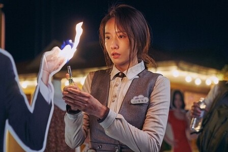 允兒從少女時代到演員