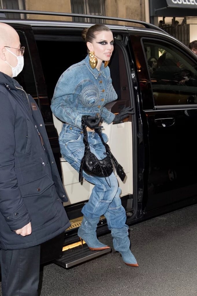 Balenciaga Le Cagole