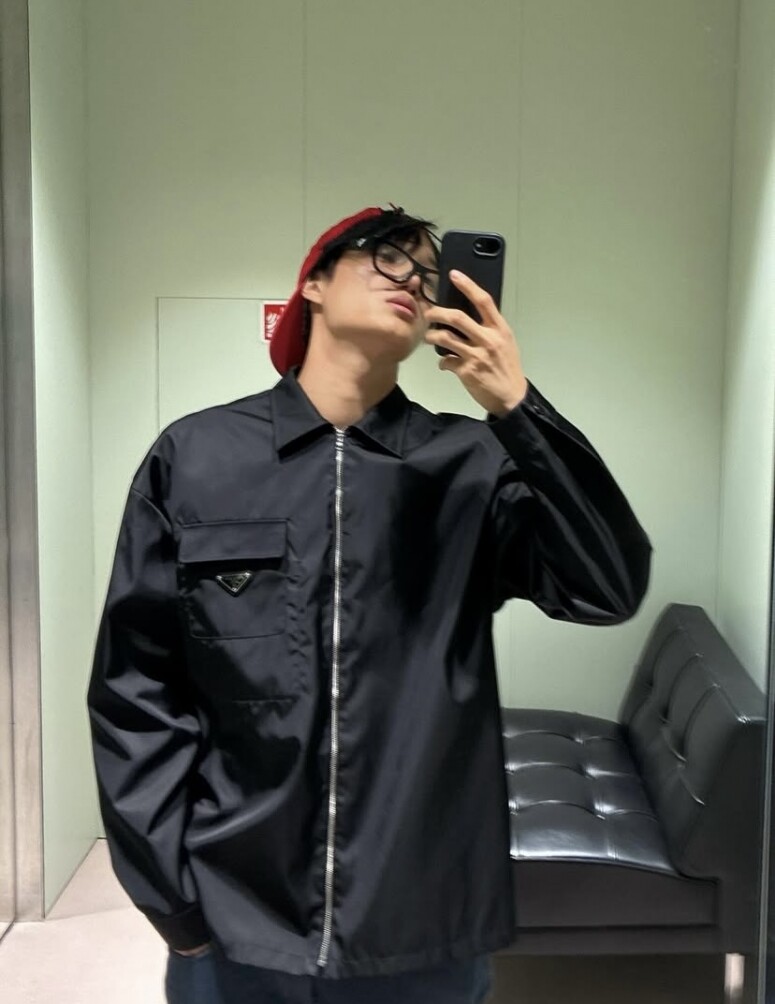 EXO KAI 的私服穿搭大揭秘：讓你瞬間變身時尚達人！