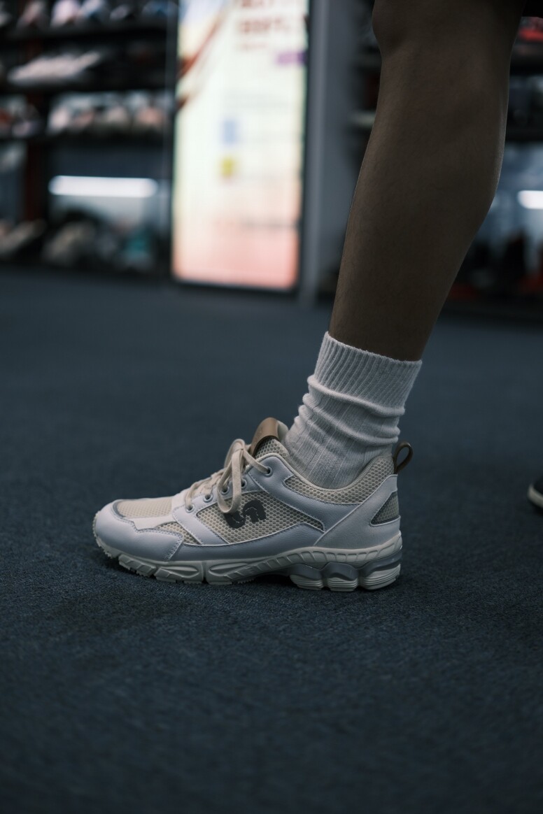 白波鞋推薦2023｜40對最舒服白色波鞋包括 Hermès、New Balance、Veja等品牌（附價錢）