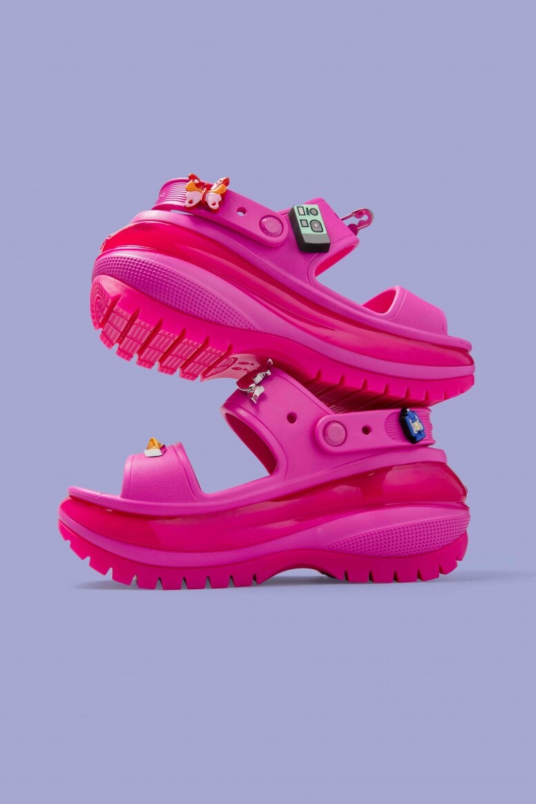 Crocs Classic Mega Crush 系列
