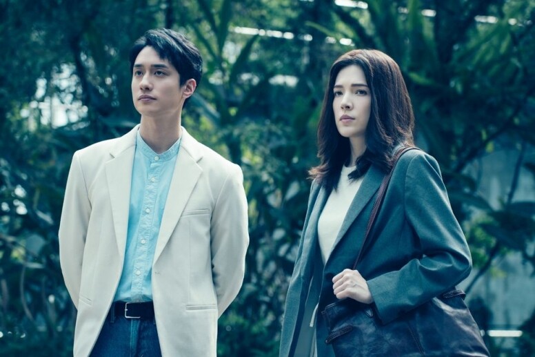 《誰是被害者2》衝Netflix排行冠軍！許瑋甯都市OL形象成追劇亮點 上班穿搭範本！
