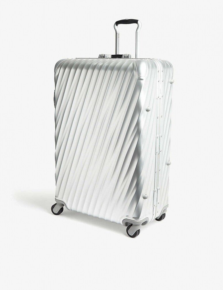 tumi
