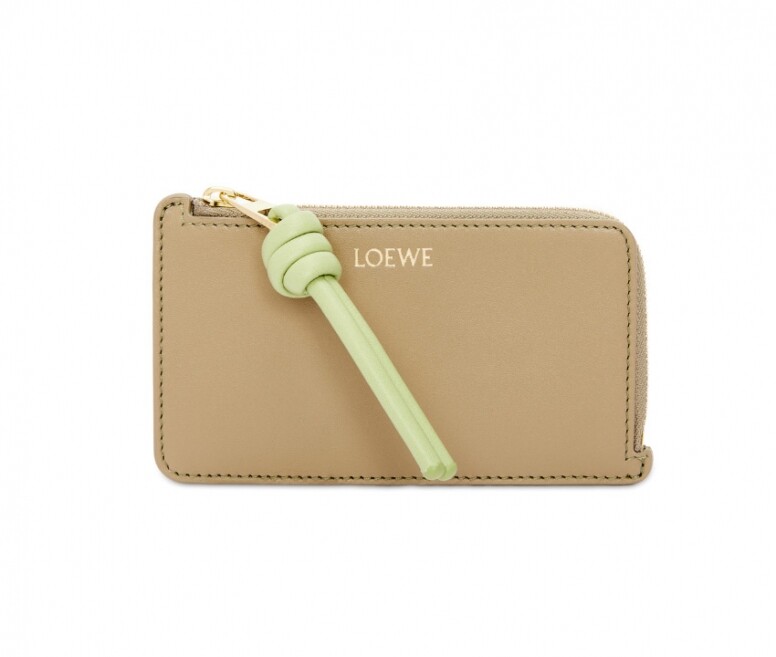 Card Holder女裝新款推薦：Chanel、Dior、LV、Loewe等12款時尚的標誌性名牌卡片套