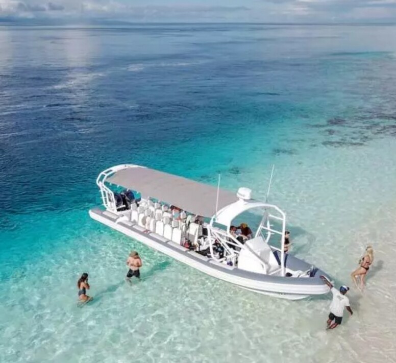 Meridian Adventure Dive Resort