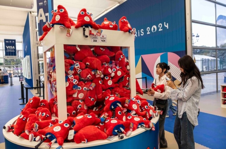 巴黎奧運2024｜巴黎奧運紀念品哪裡買？2024奧運會紀念品旗艦店與吉祥物弗里吉