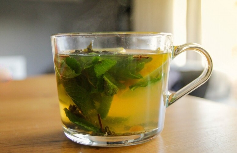 紅茶綠茶哪一個比較好？減肥飲紅茶可以嗎？烏龍茶是綠茶還是紅茶