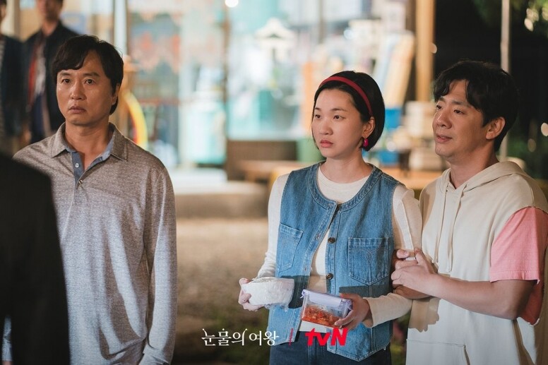 Netflix《淚之女王》43歲張允柱6個瘦身秘訣！完美身材戲外竟是韓國模特兒！