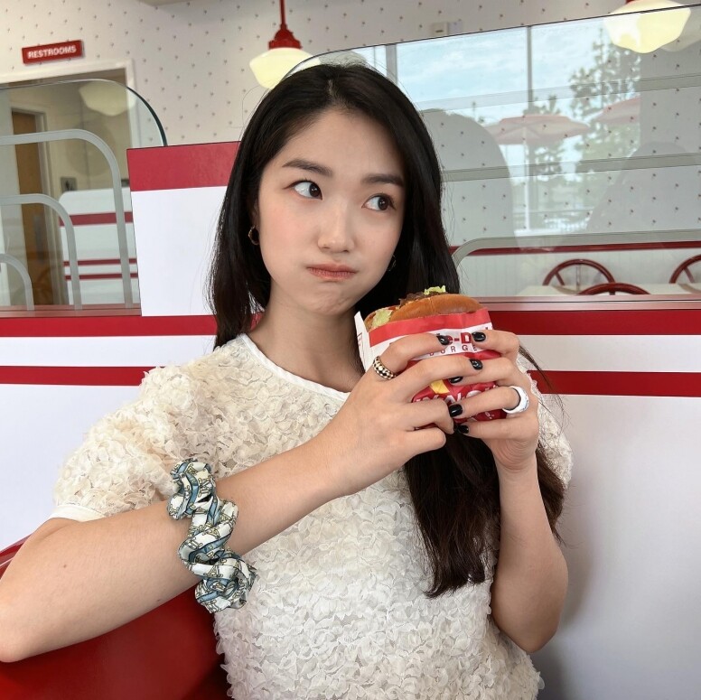 韓劇《背著善宰跑》邊佑錫金惠奫被催原地交往！女主角