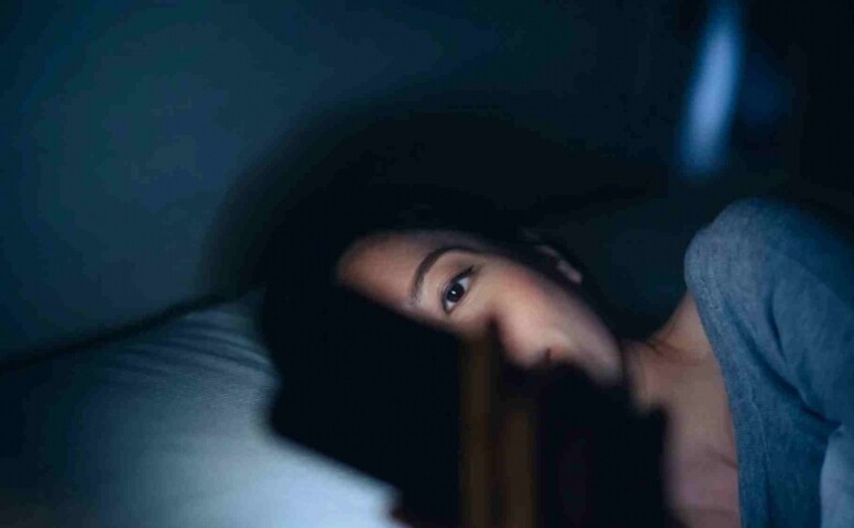 半夜醒原因是什麼？容易失眠紮醒？不同時間醒來代表身體的不同煩惱