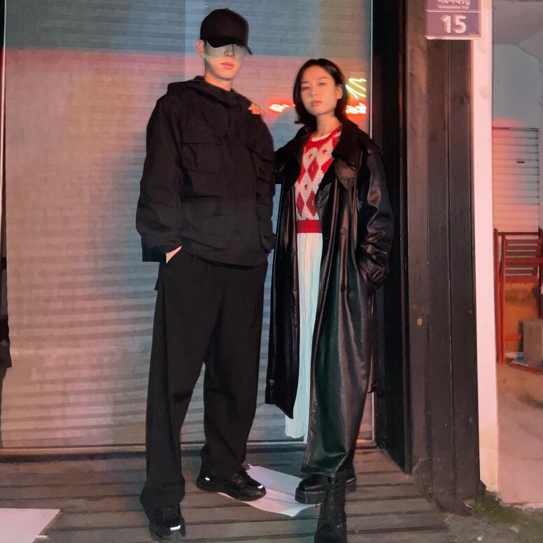 李到晛新劇《壞媽媽》持續熱播！青梅竹馬安恩真出道10年 私下穿搭慵懶隨性