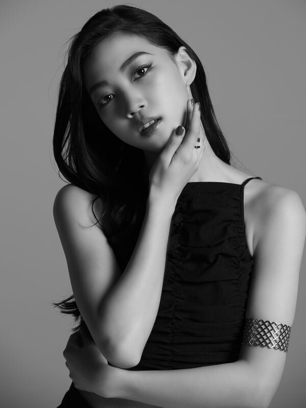 BTS、NewJeans師妹！HYBE新女團MOONCHILD全員00後 5月正式出道