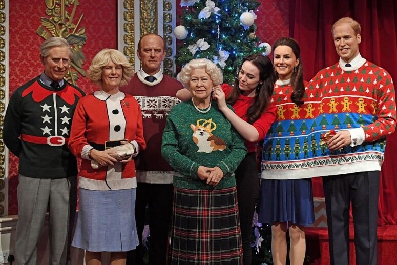 為何聖誕節一定要穿「醜毛衣」？解構Ryan Reynolds、Taylor Swift聖誕必穿的「Ugly Christmas Sweater」傳統！