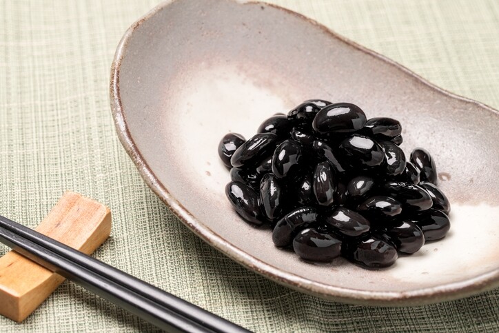 黑豆功效與禁忌！黑豆水補腎益精降膽固醇！哪些人不能吃？