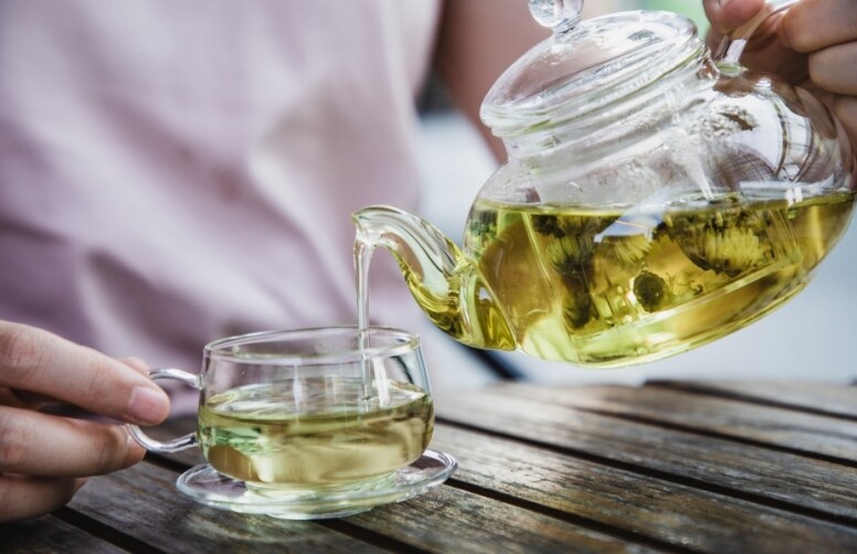 紅茶綠茶哪一個比較好？減肥飲紅茶可以嗎？烏龍茶是綠茶還是紅茶