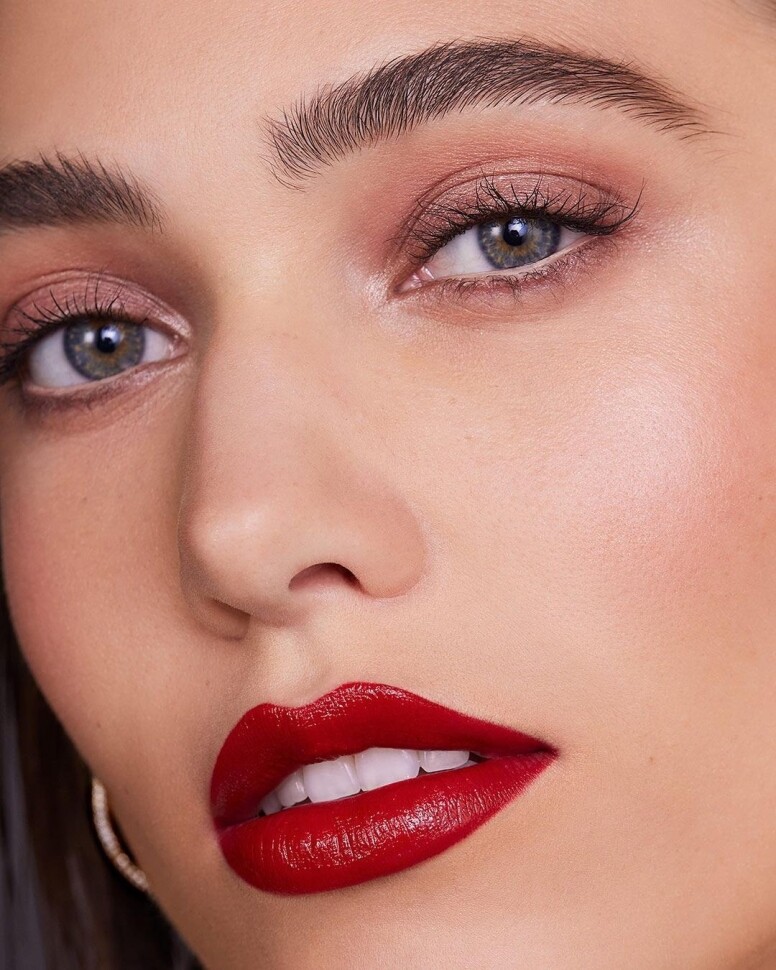 專櫃彩妝服務：Bobbi Brown