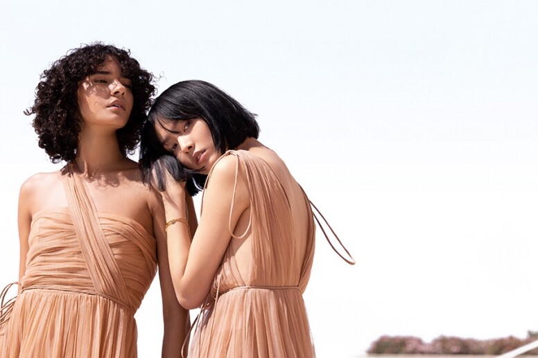 ELLE：你認為「後疫情趨勢」存在嗎？如果有，這種趨勢又有甚麼重點？