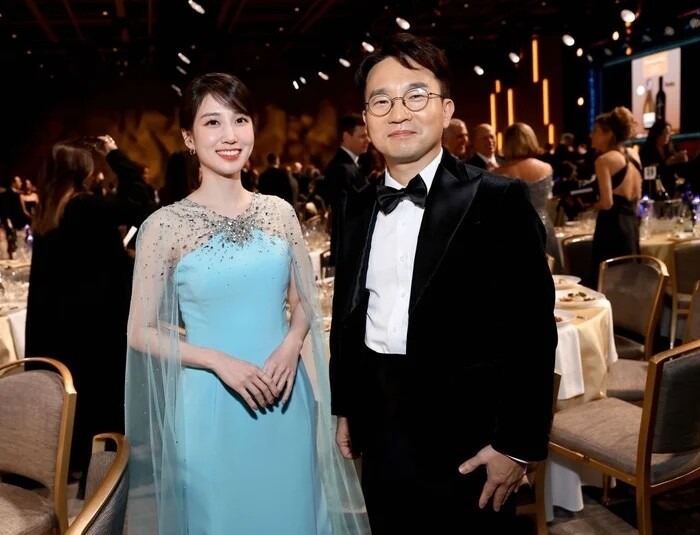 朴恩斌仙氣現身美國影評人之選頒獎典禮