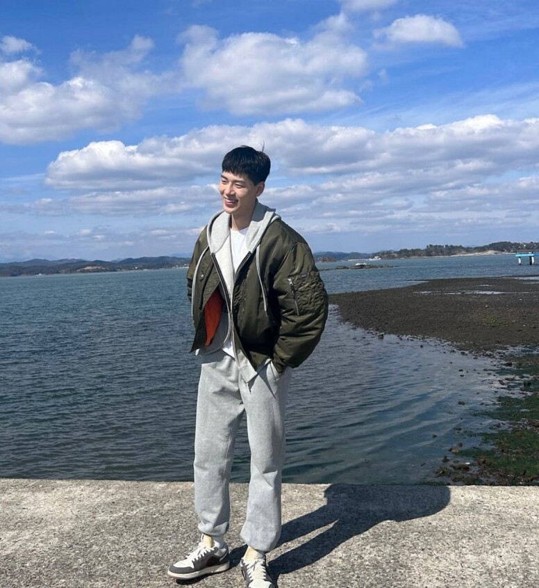 Netflix《京城怪物2》裴賢聖加入成為新班底!解構私下犬系男友穿搭! Netflix《京城怪物2》裴賢聖加入成為新班底!解構私下犬系男友穿搭!