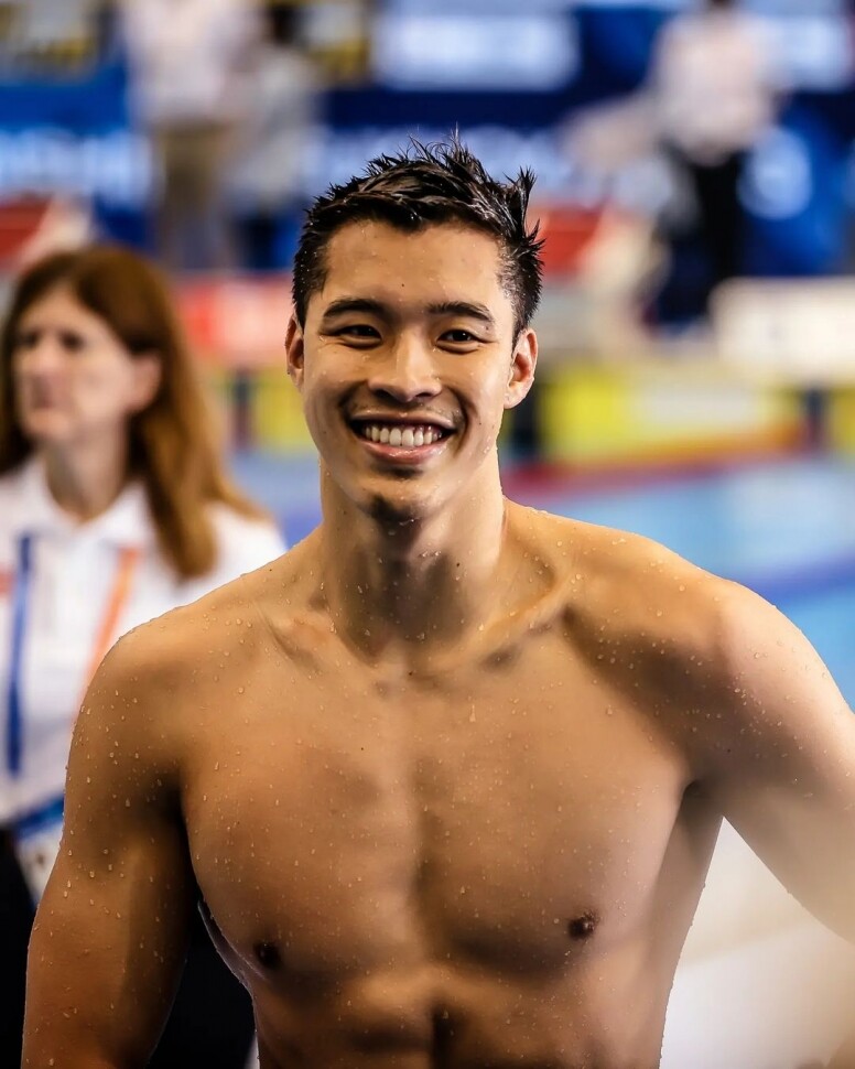24歲的何甄陶是香港游泳選手，在100米自由泳初賽，以49.49秒贏得小組首