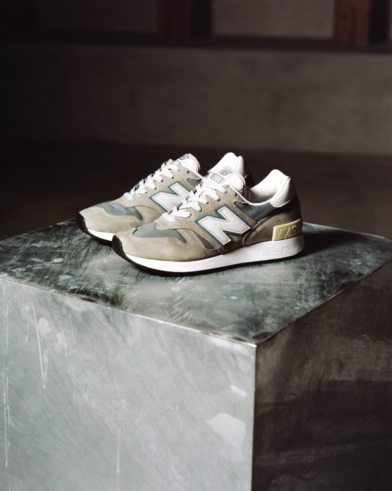 New Balance鞋款推薦2025！新款/經典波鞋必買：1906、327、574、2002R運動鞋配搭球鞋穿搭貼士