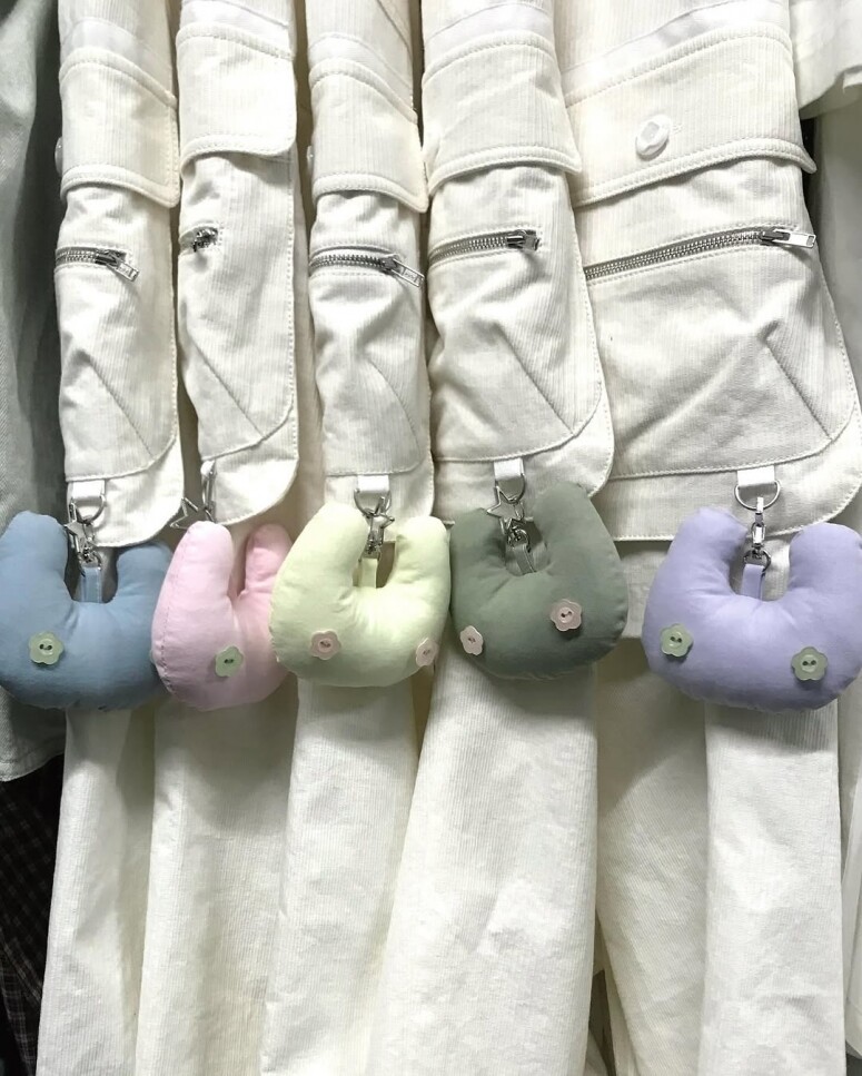 NewJeans、IVE也愛的日系學院品牌大有來頭？細數Coyseio熱賣單品