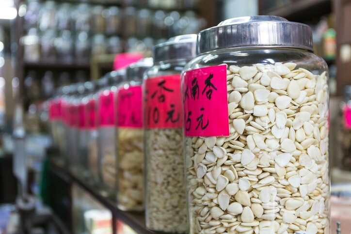 南北杏煲湯10款食譜！南北杏分別是甚麼？了解南北杏功效禁忌改善乾咳問題