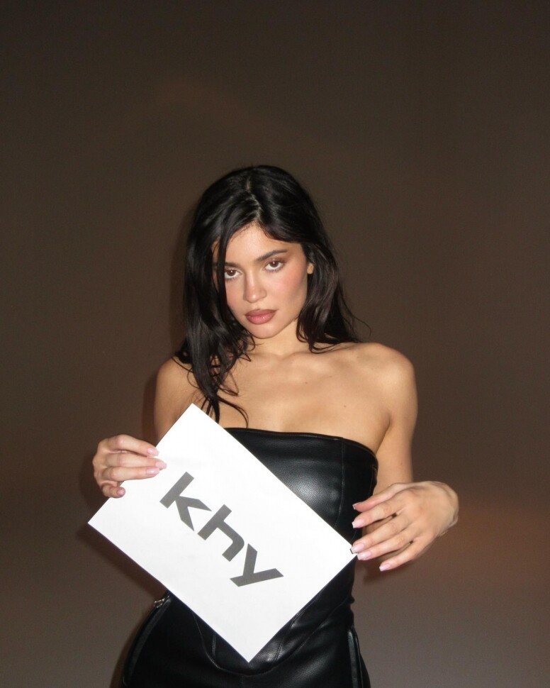 26歲流量及話題女王Kylie Jenner再創個人時裝品牌Khy！成為名媛界最有商業頭腦的女強人！