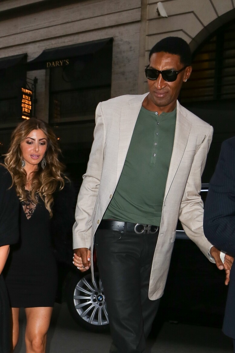 Larsa Pippen 曾以 Scottie Pippen 太太身份參加真人騷《The Real Housewives of Miami》，也經常出鏡《Keep ing Up With Kardashians》，與 Kardashians 姐妹曾是好閨密，一起旅遊等。