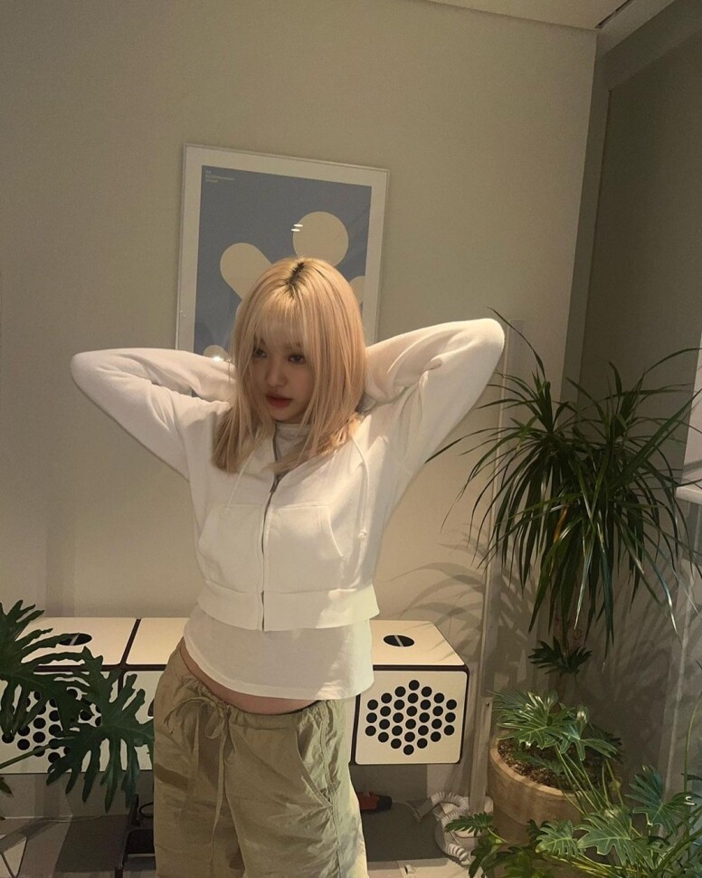 Tips 1： 合身的運動外套或是貼身Crop Top